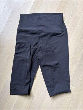 Lululemon Align 28” black size 6
